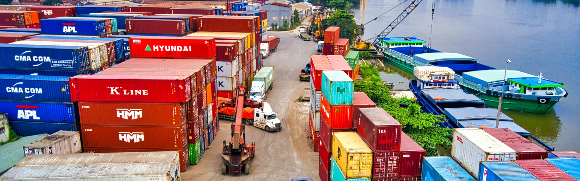 Banner Depot và sửa chữa container